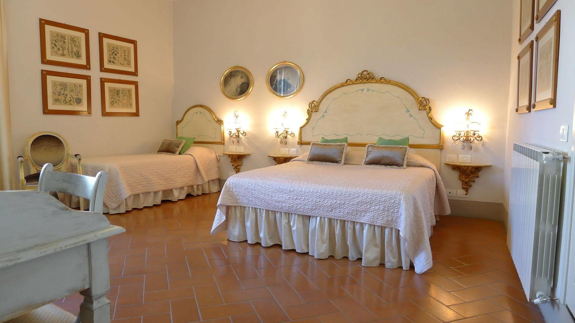 Relais Cavalcanti Maison d'hôtes *